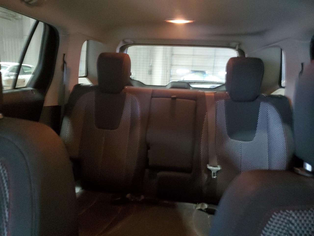 2016 GMC Terrain - Image 10