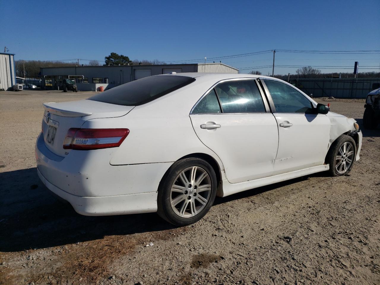 2011 Toyota Camry - Image 3