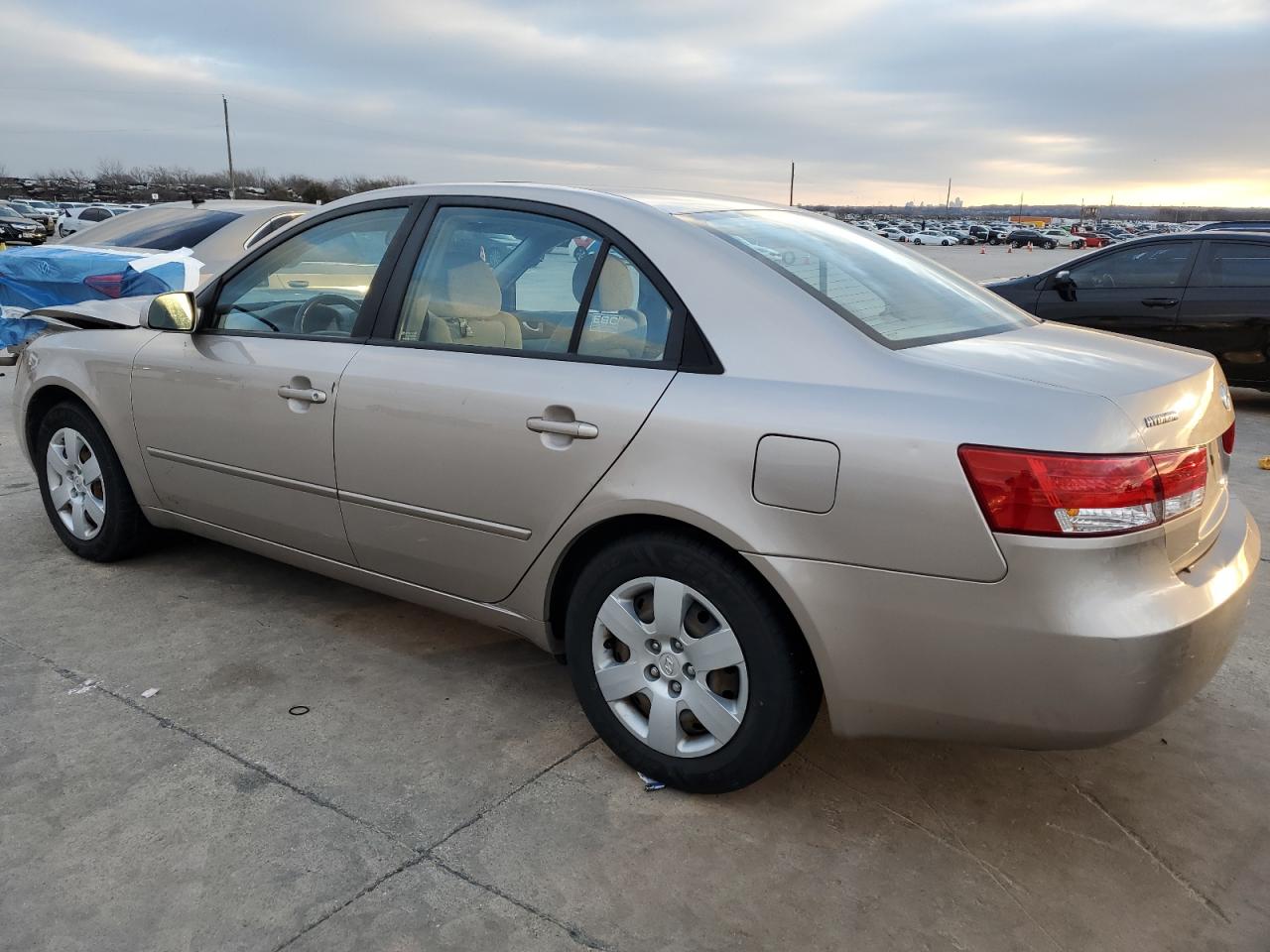 2007 Hyundai Sonata - Image 2