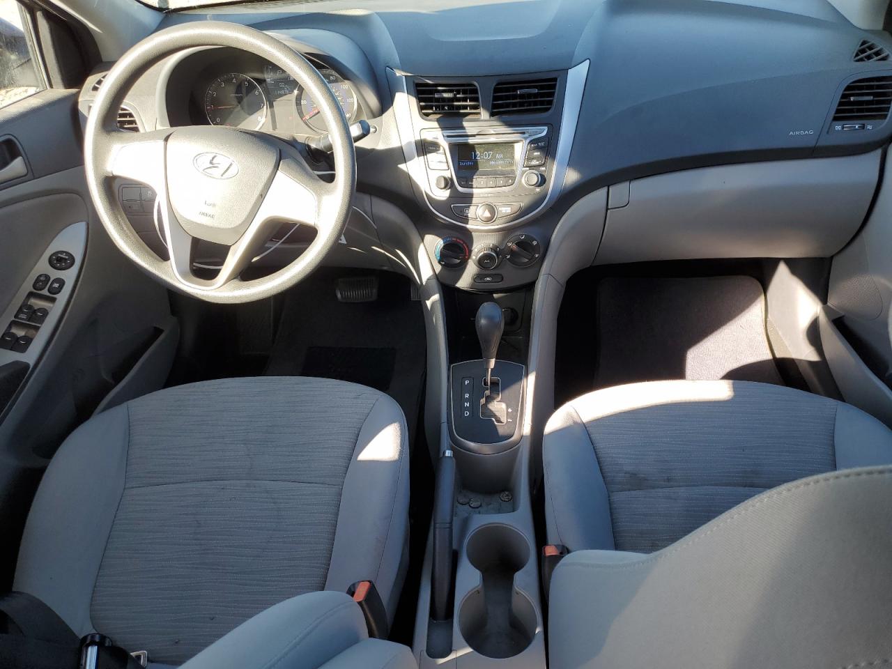 2017 Hyundai Accent - Image 8