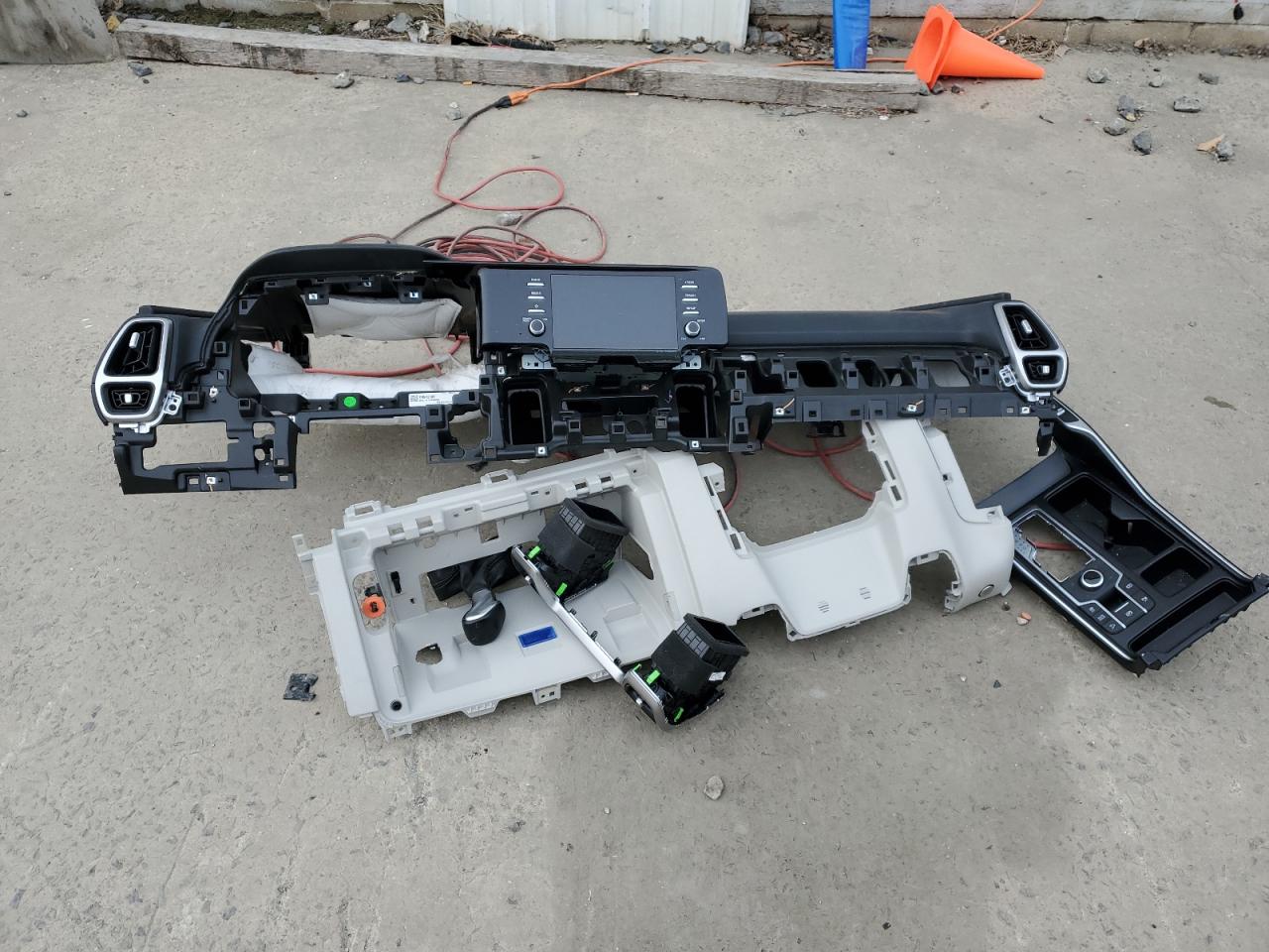 2021 Kia Sorento - Image 13