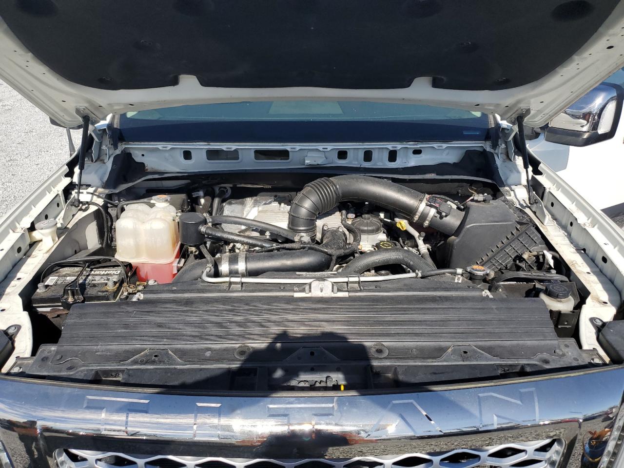2018 Nissan Titan - Image 11