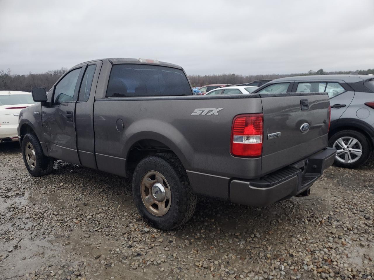2005 Ford F-150 - Image 2