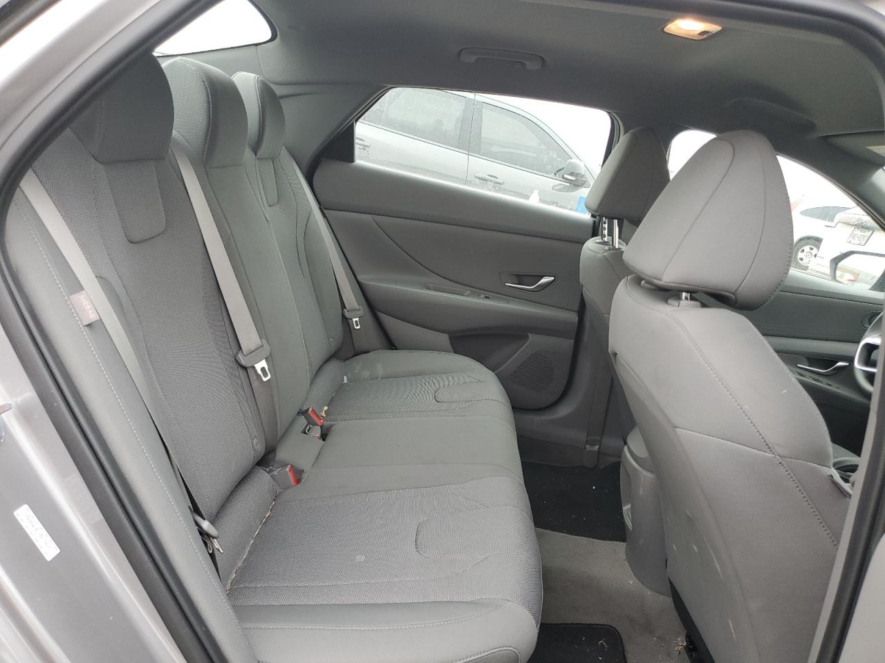 2024 Hyundai Elantra - Image 10
