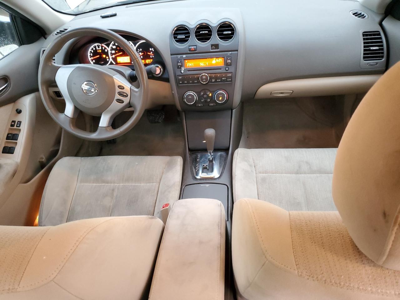 2012 Nissan Altima - Image 8