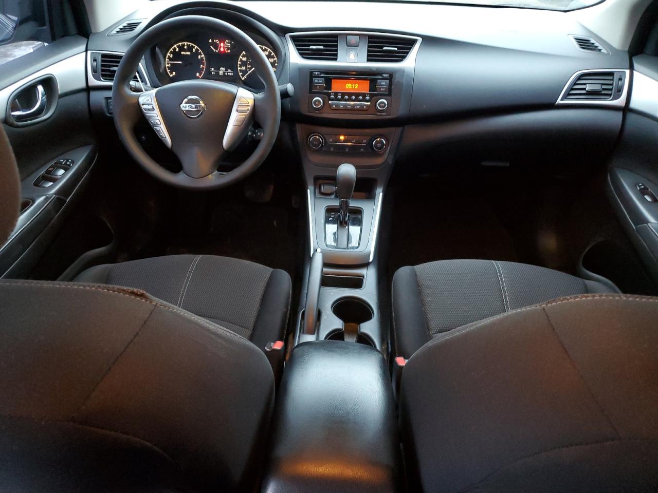 2016 Nissan Sentra - Image 8