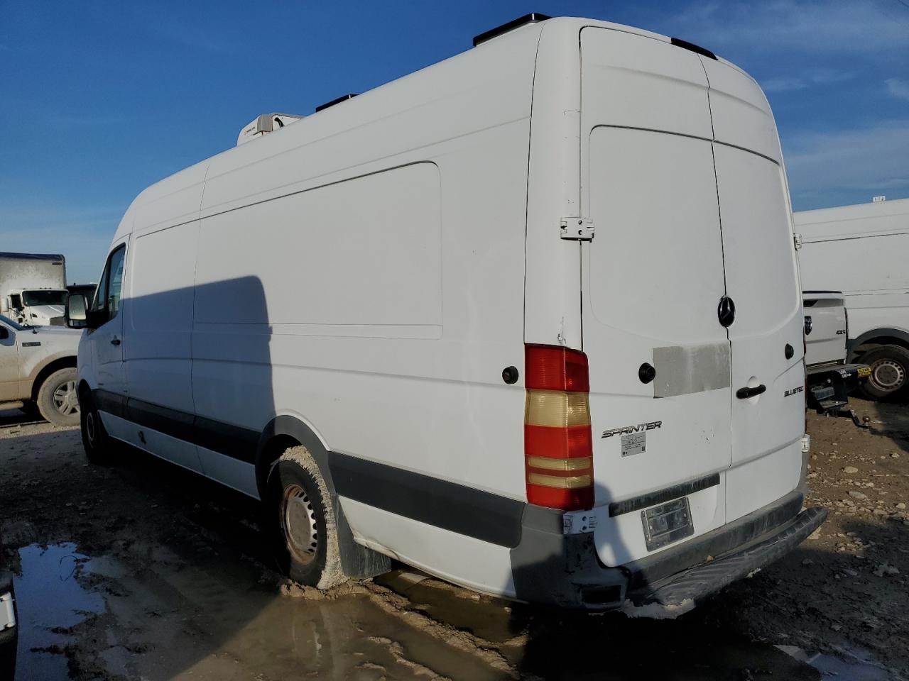 VIN WD3PE8DC5E5875534 2014 MERCEDES-BENZ SPRINTER no.2