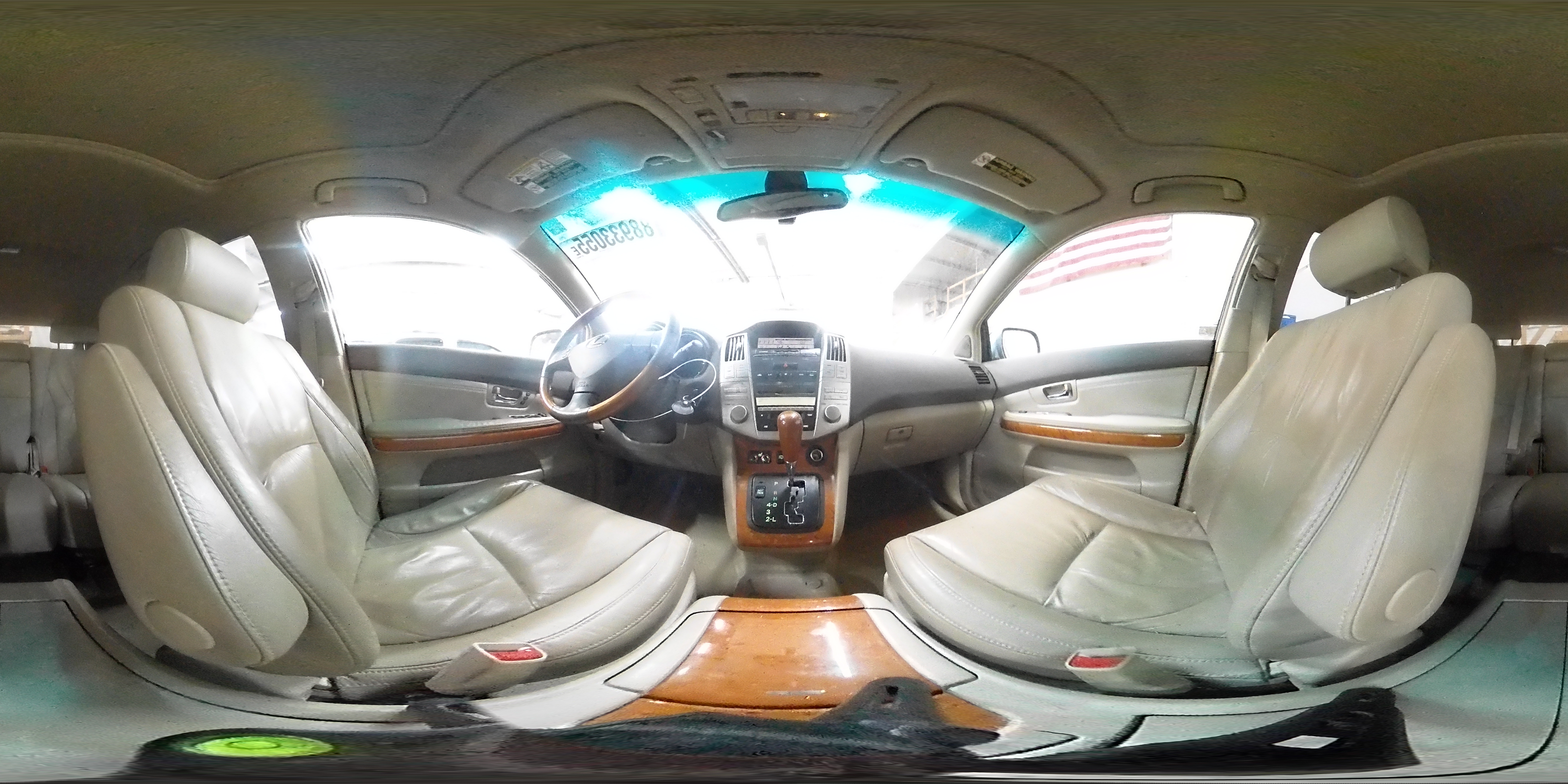 2004 Lexus RX - Image 14