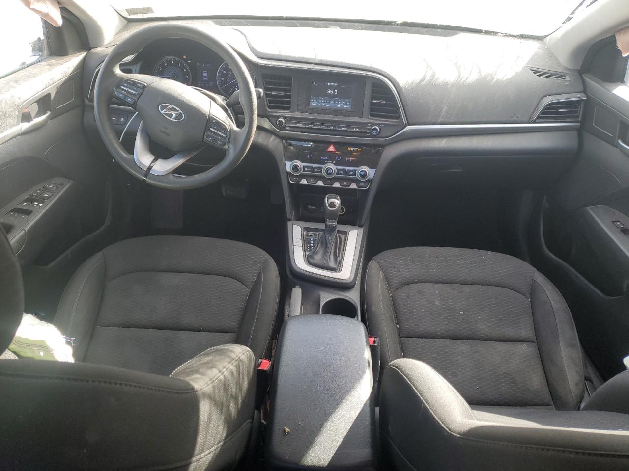 2020 Hyundai Elantra - Image 8