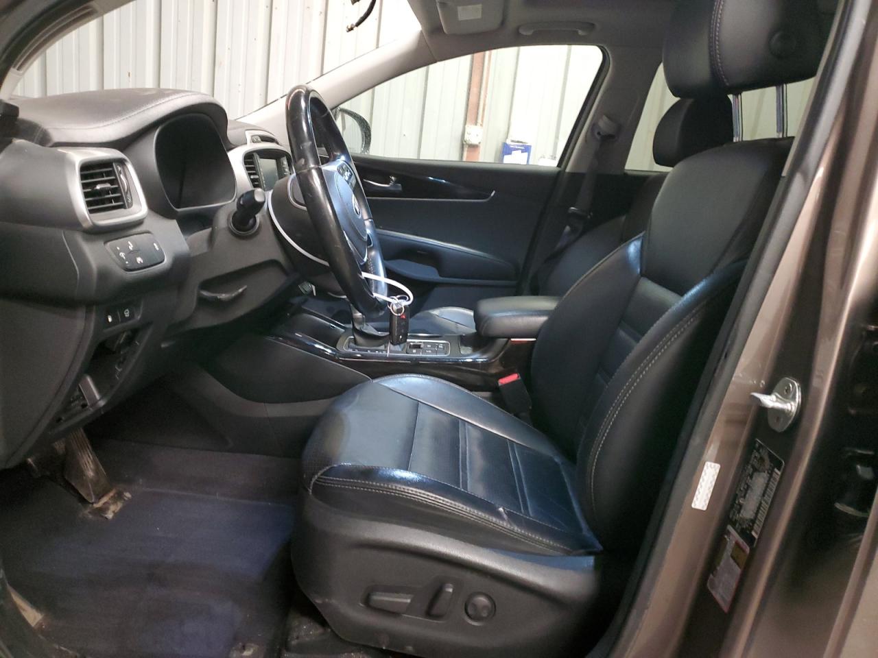 2019 Kia Sorento - Image 7