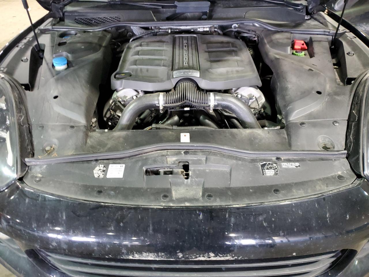 2016 Porsche Cayenne - Image 12