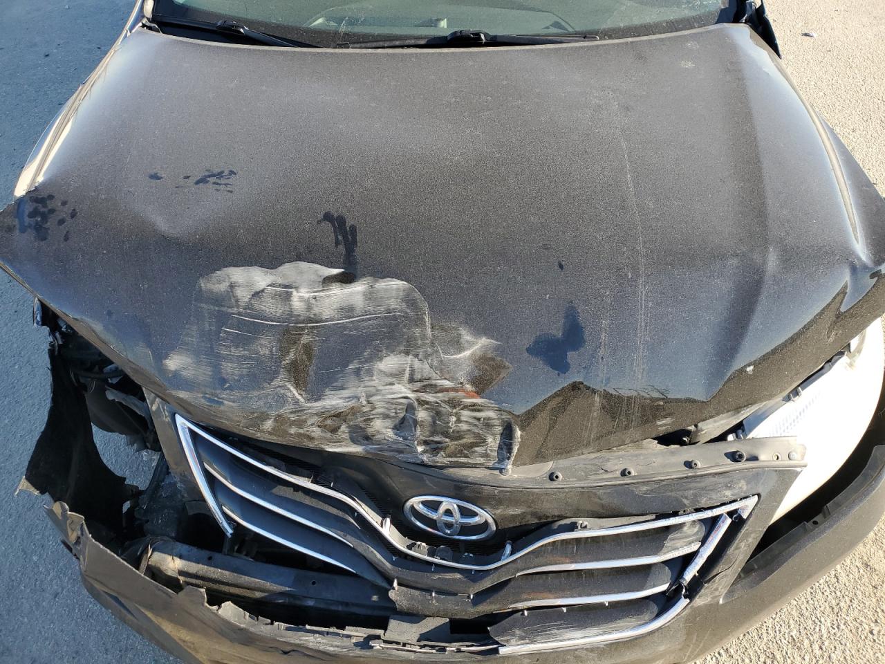2010 Toyota Camry - Image 13