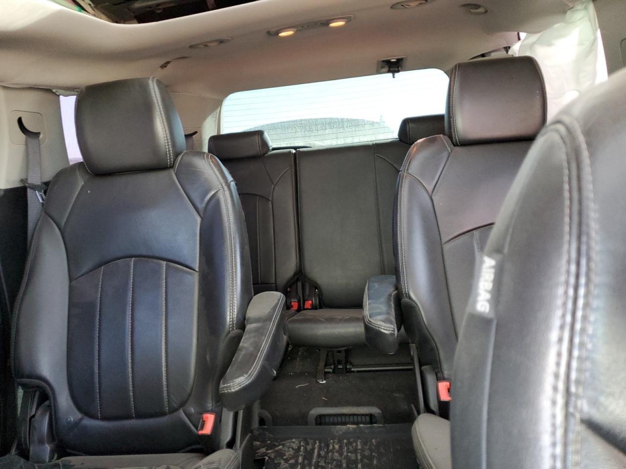 2014 GMC Acadia - Image 10
