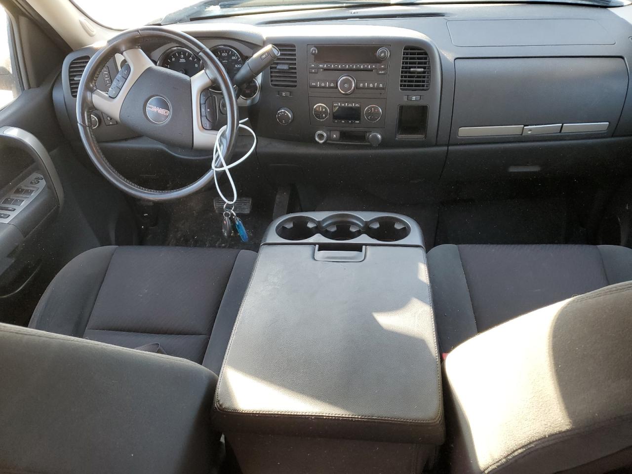 2009 GMC Sierra - Image 8