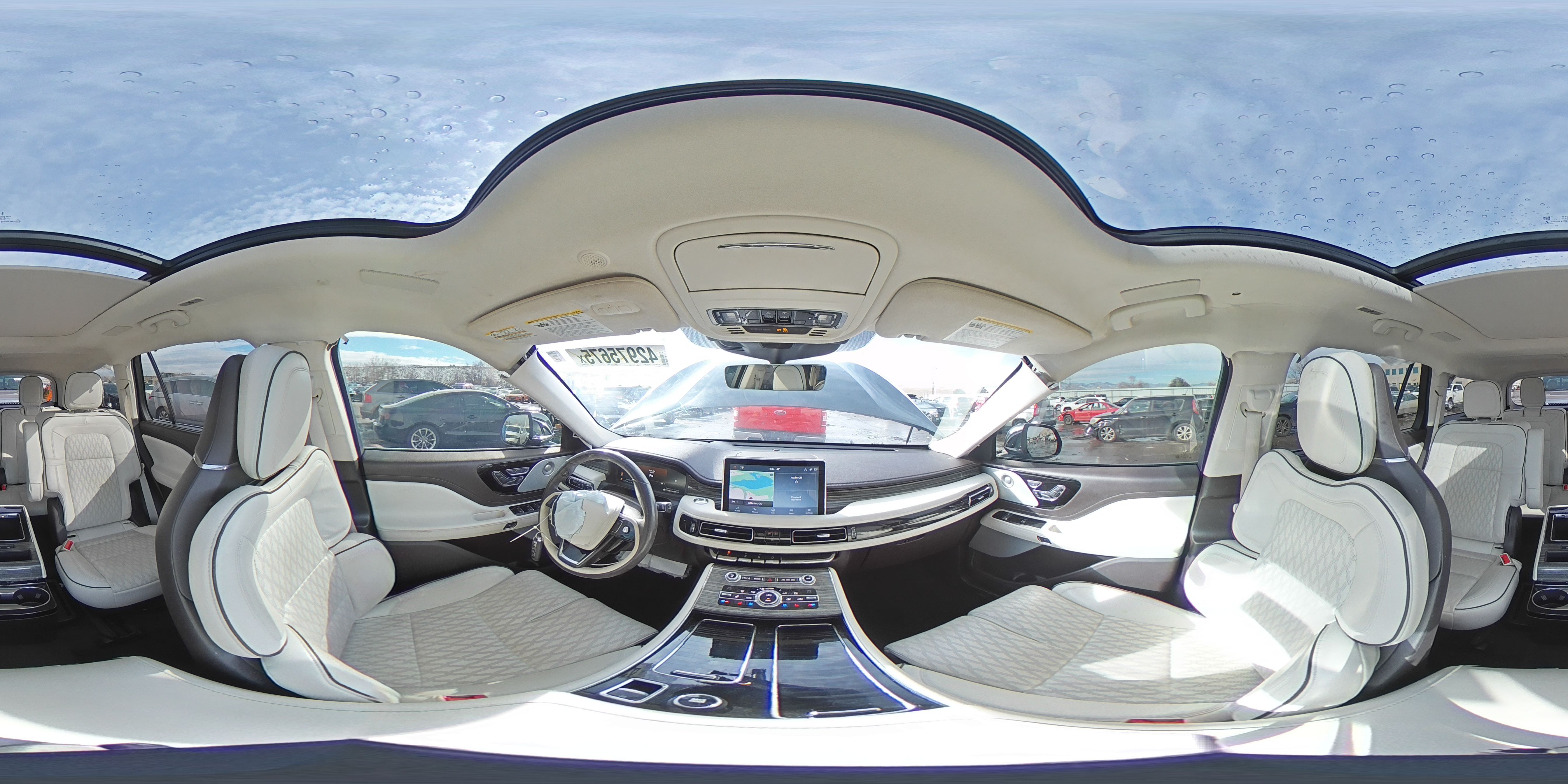 2020 Lincoln Aviator - Image 15