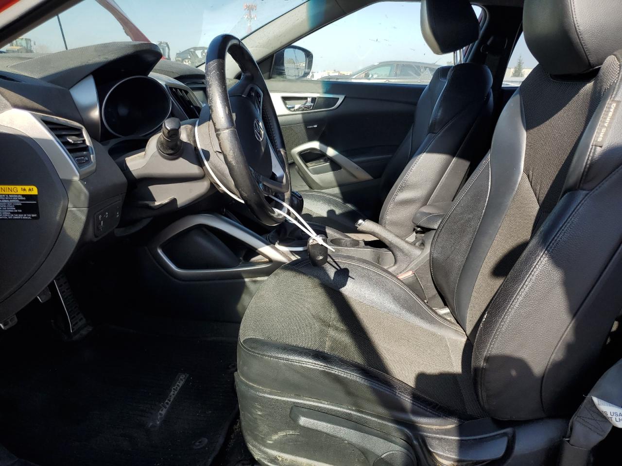 2013 Hyundai Veloster - Image 7