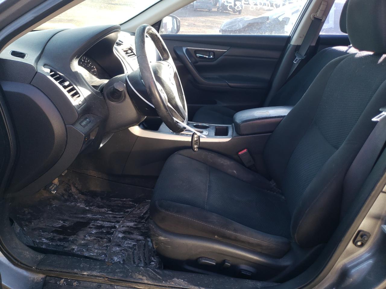 2015 Nissan Altima - Image 7