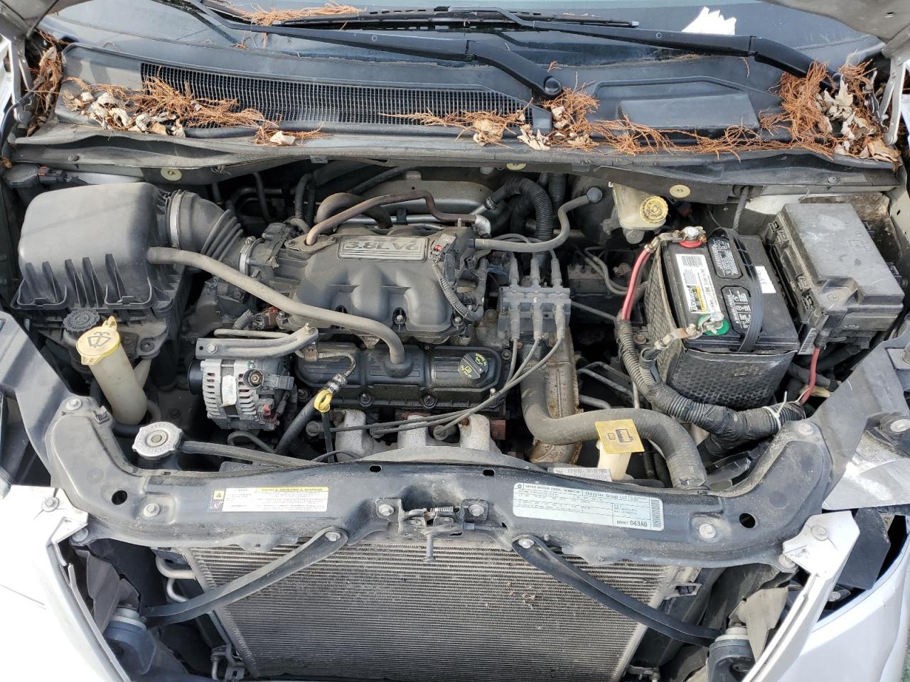 2010 Dodge RAM - Image 12