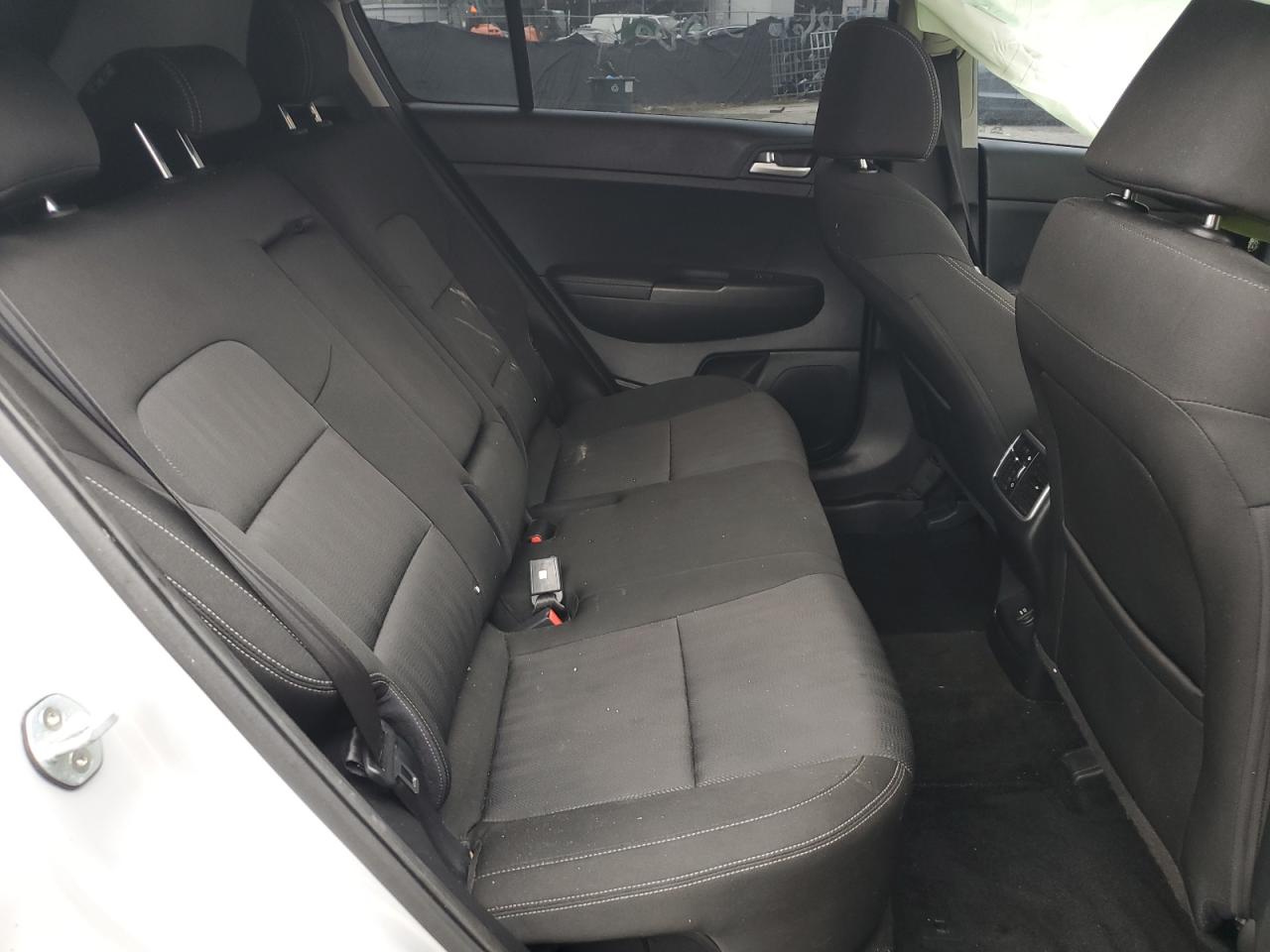 2020 Kia Sportage - Image 12