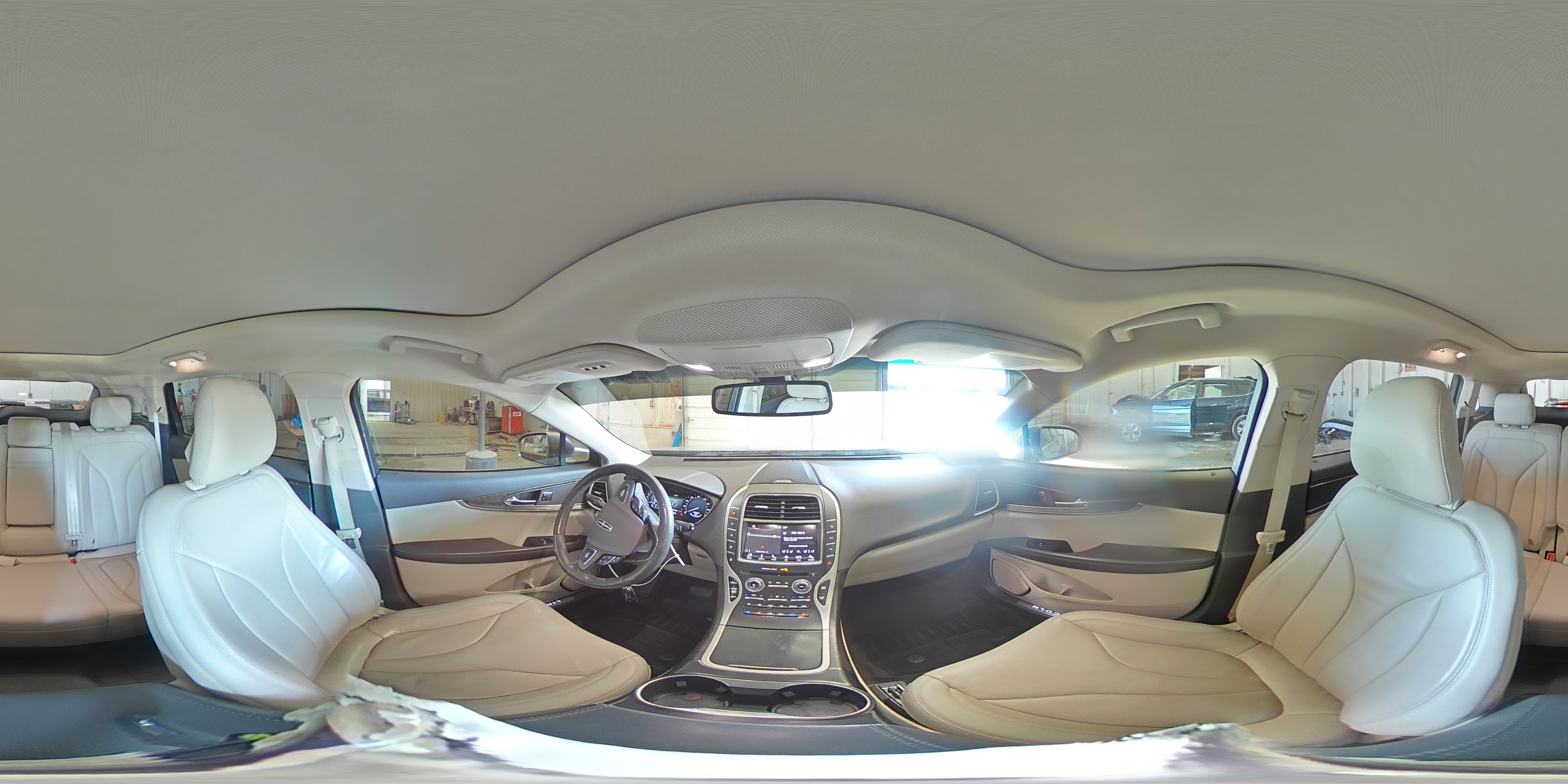 2017 Lincoln MKX - Image 16