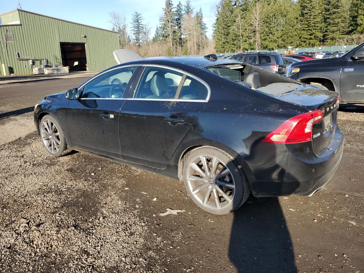 VIN YV126MFK9F2360396 2015 VOLVO S60 no.2