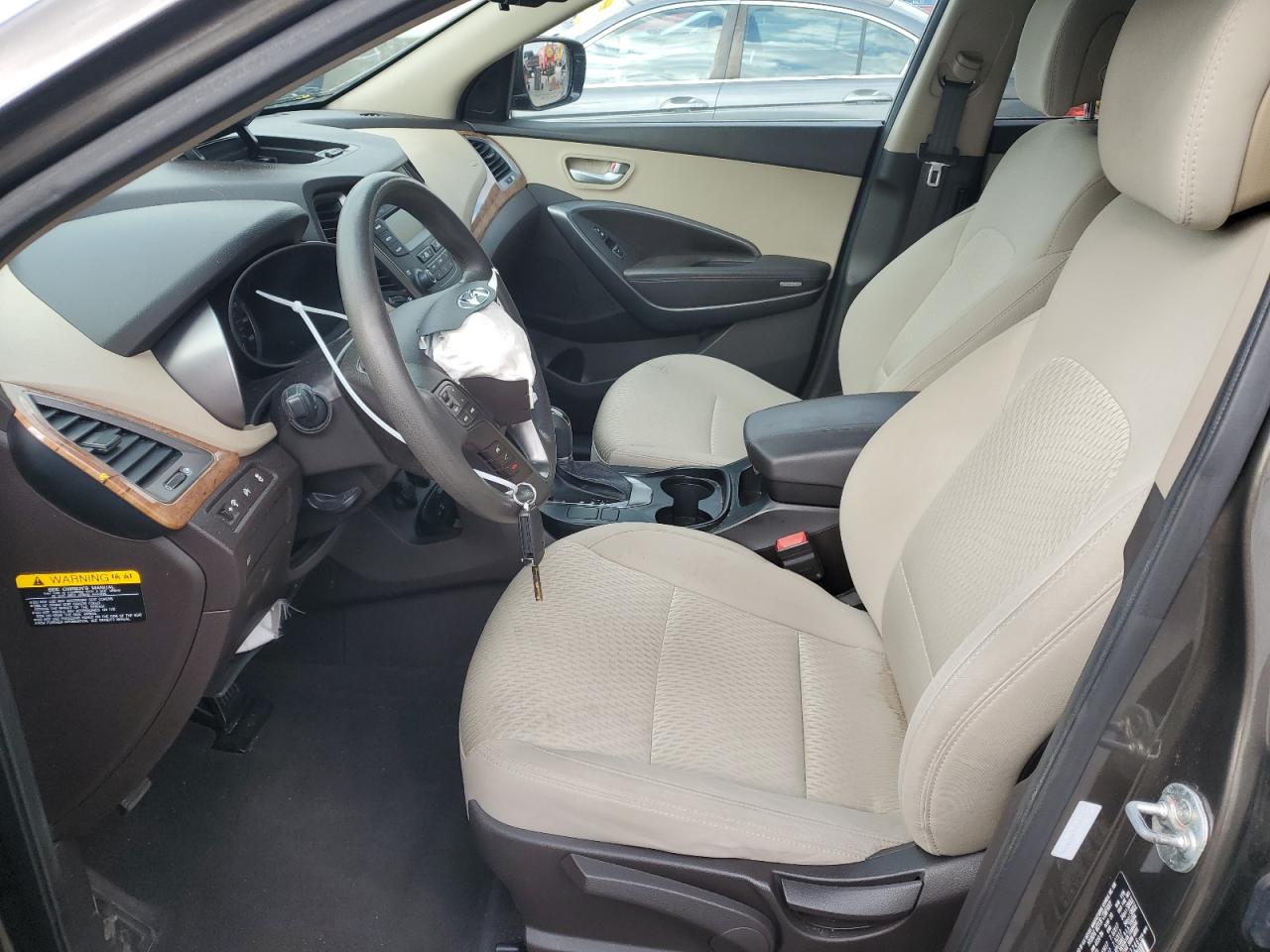 2014 Hyundai Santa Fe - Image 7