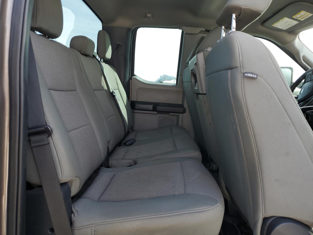 2022 Ford F250 - Image 10