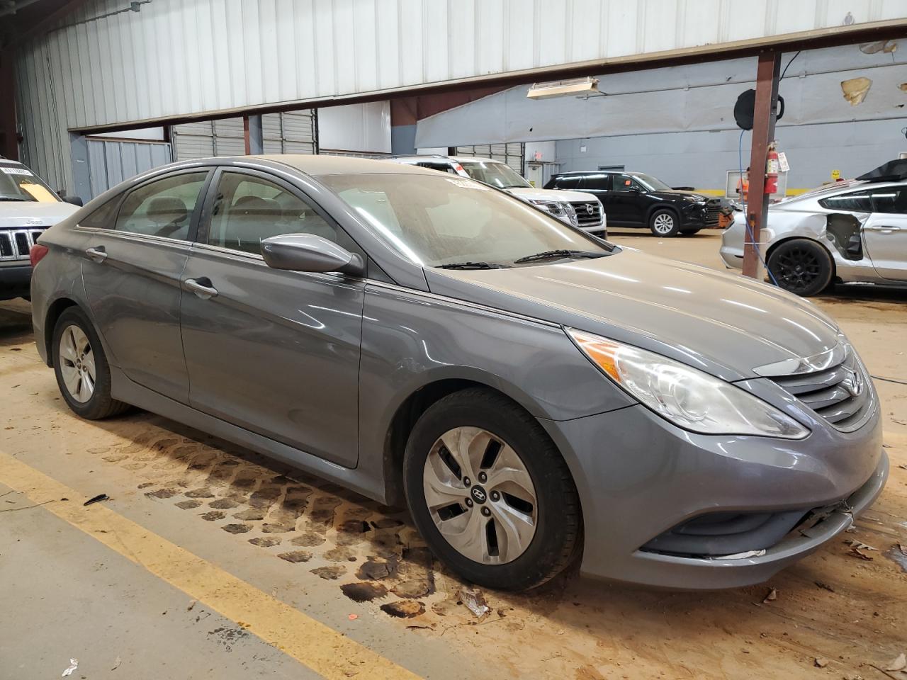 2014 Hyundai Sonata - Image 4