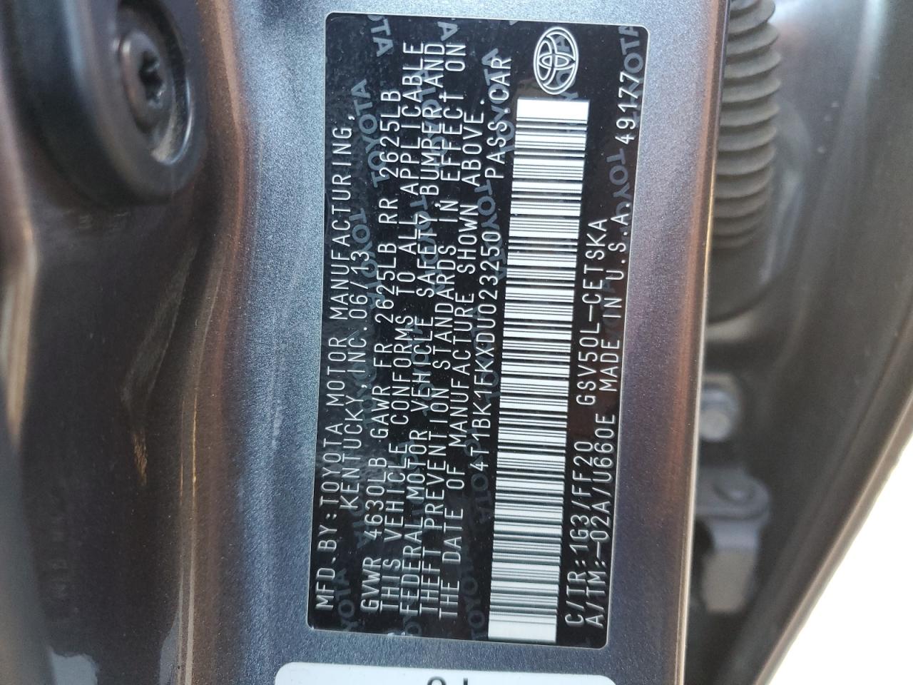 2013 Toyota Camry - Image 12
