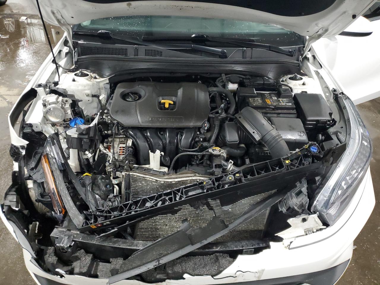 2022 Kia Forte - Image 12