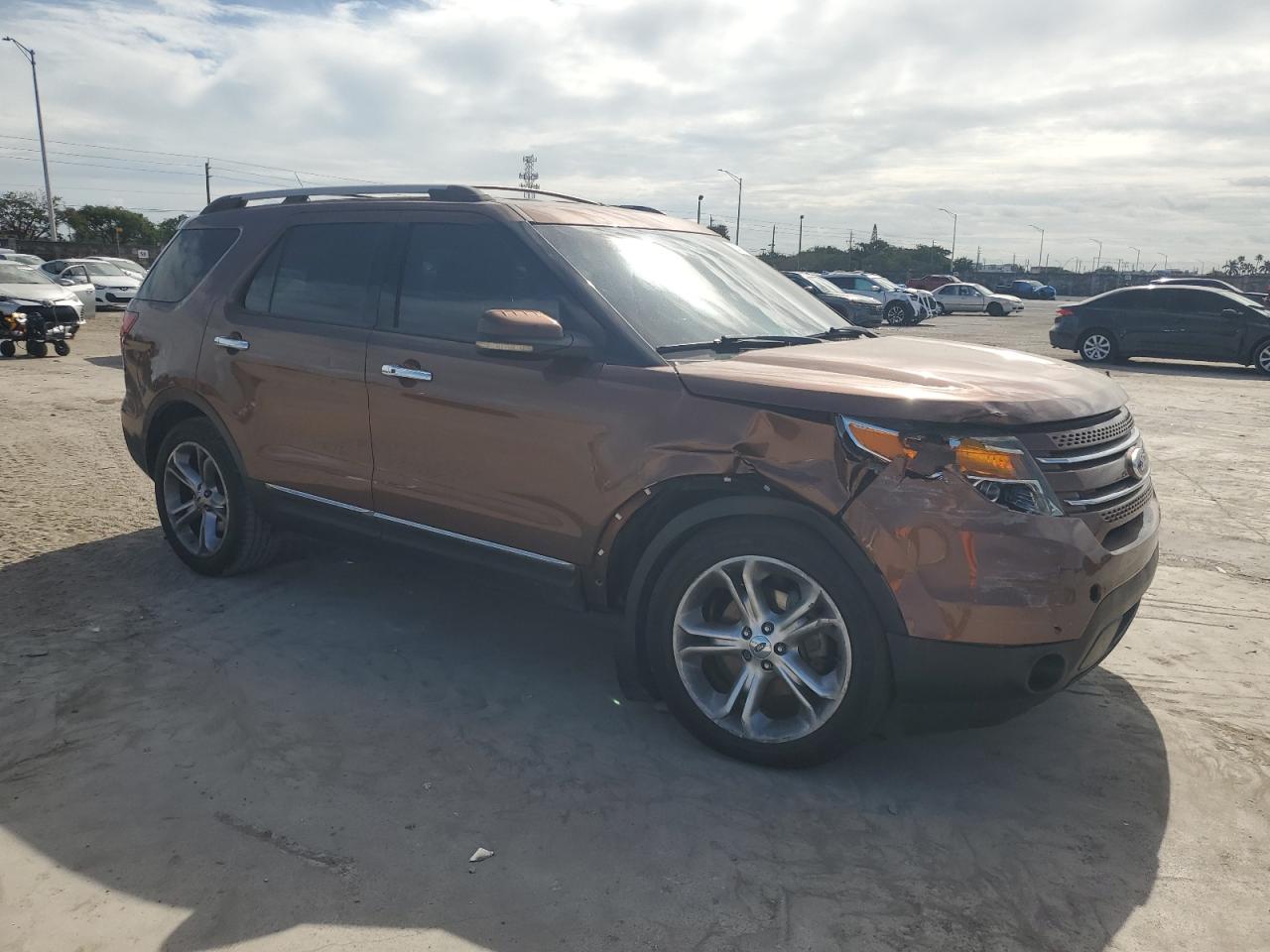 2011 Ford Explorer - Image 4