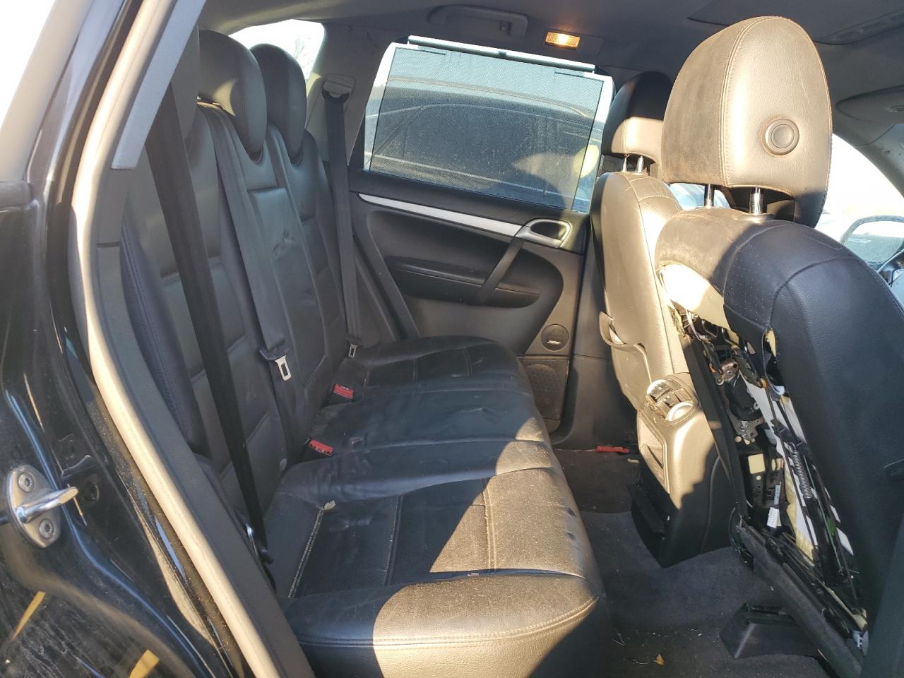 2004 Porsche Cayenne S VIN: WP1AB29P84LA71508 Lot: 42414495