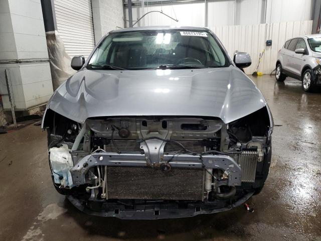  MITSUBISHI OUTLANDER 2015 Сірий