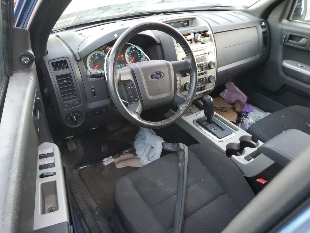 2010 Ford Escape - Image 8