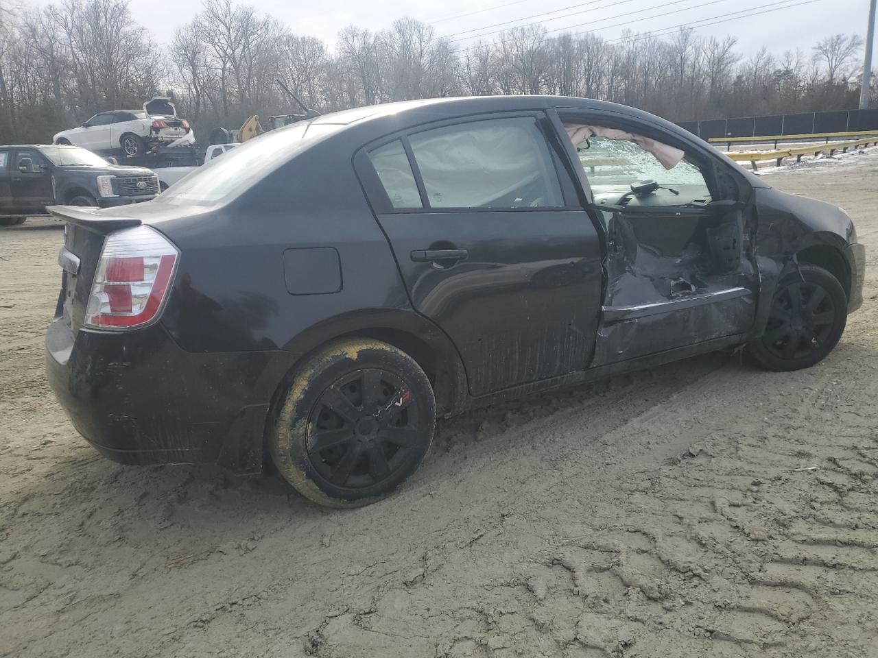 2011 Nissan Sentra - Image 3