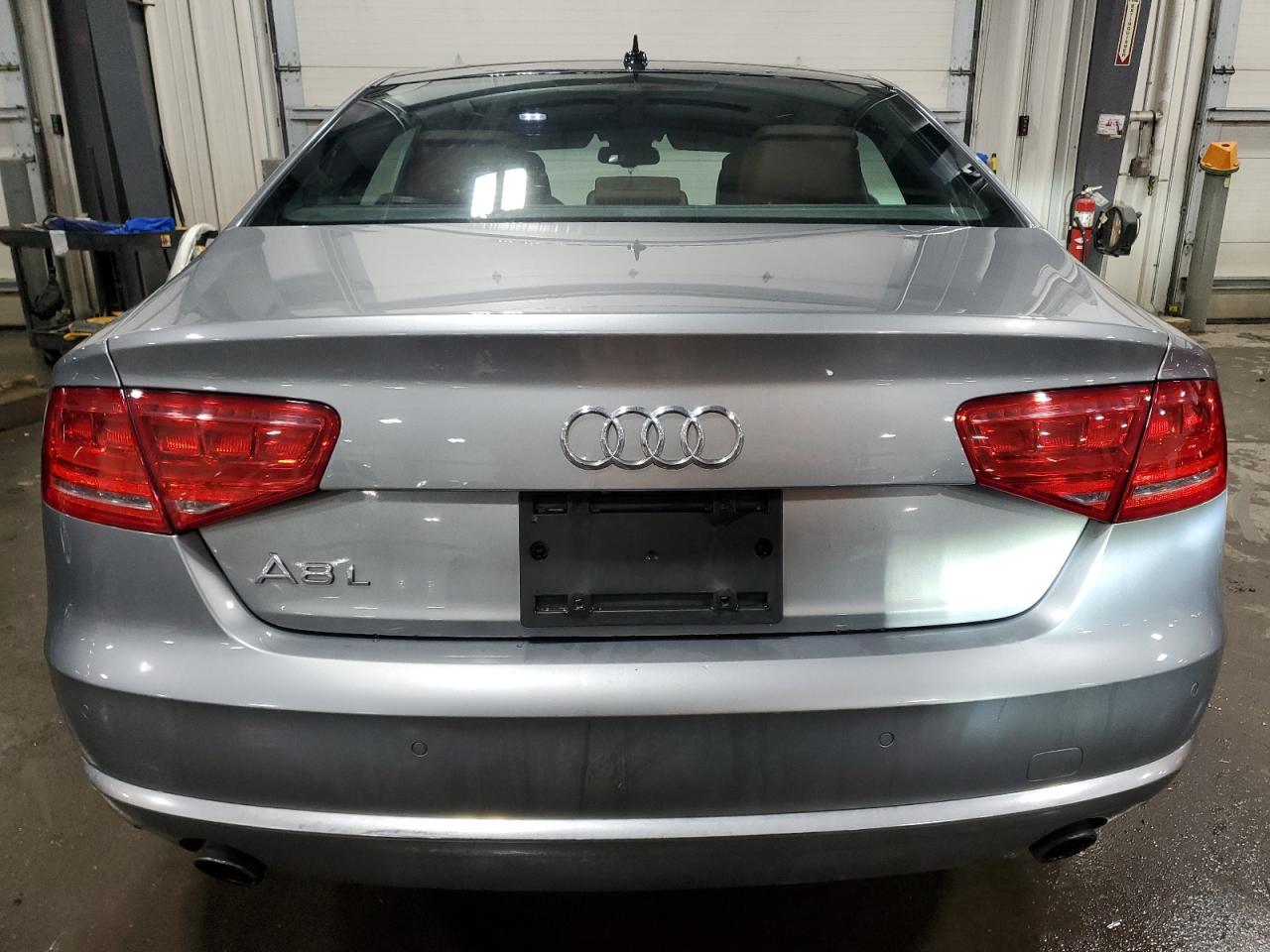 2014 Audi A8 - Image 6