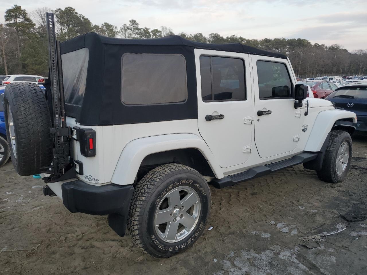 2016 Jeep Wrangler - Image 3