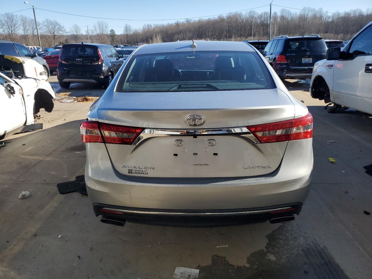 2016 Toyota Avalon - Image 6