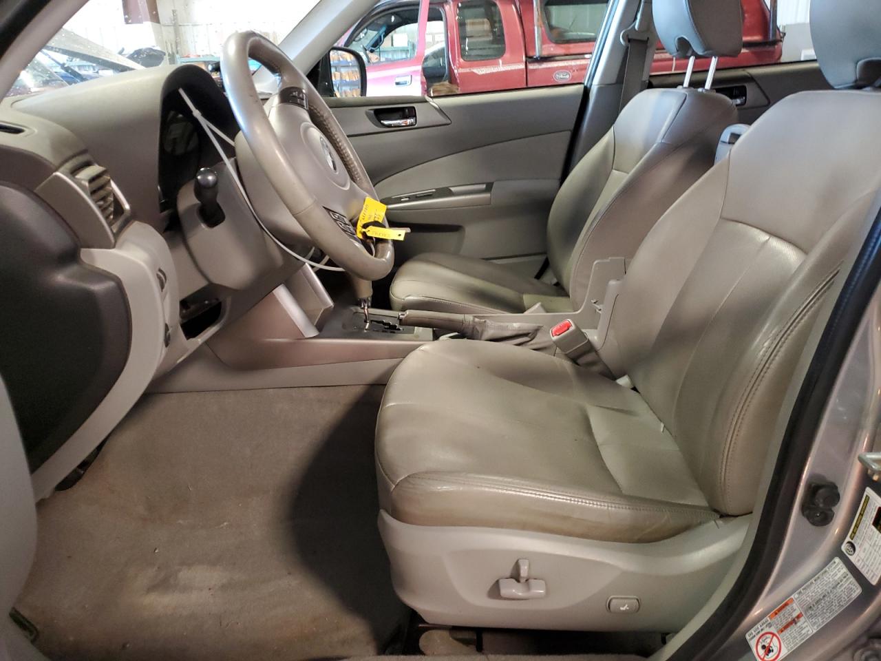 2010 Subaru Forester - Image 7