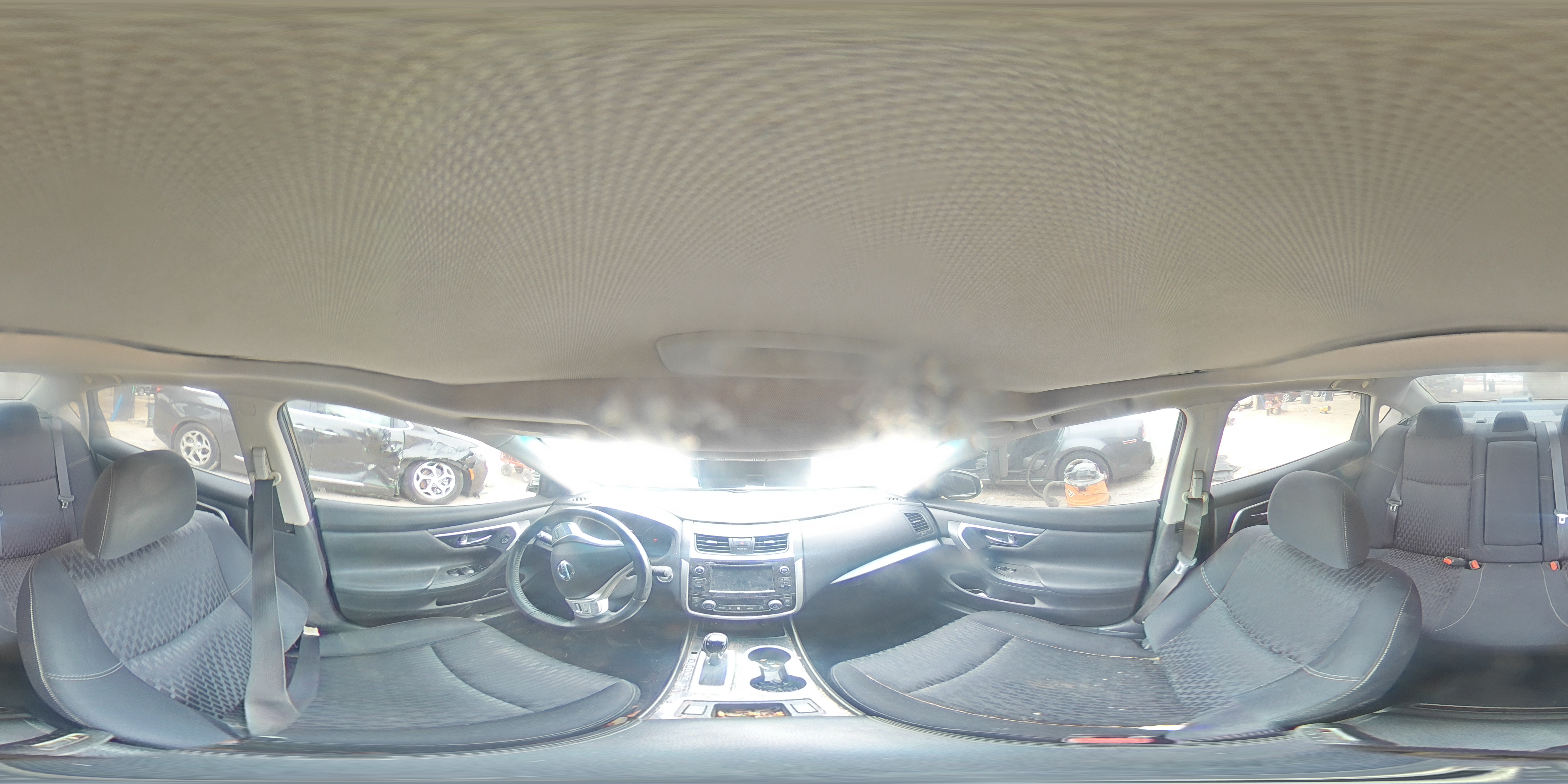 2018 Nissan Altima - Image 12
