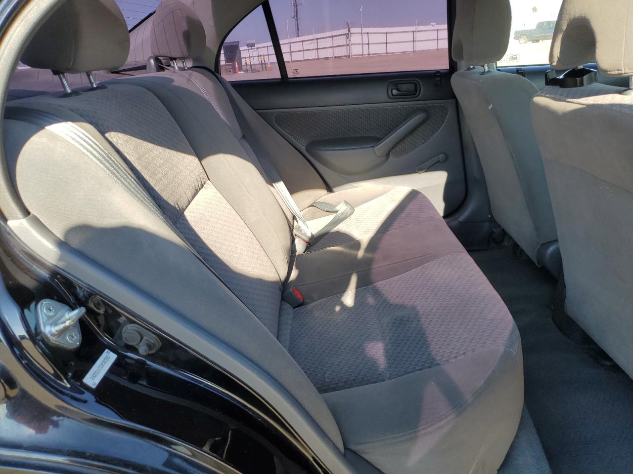 2003 Honda Civic - Image 10