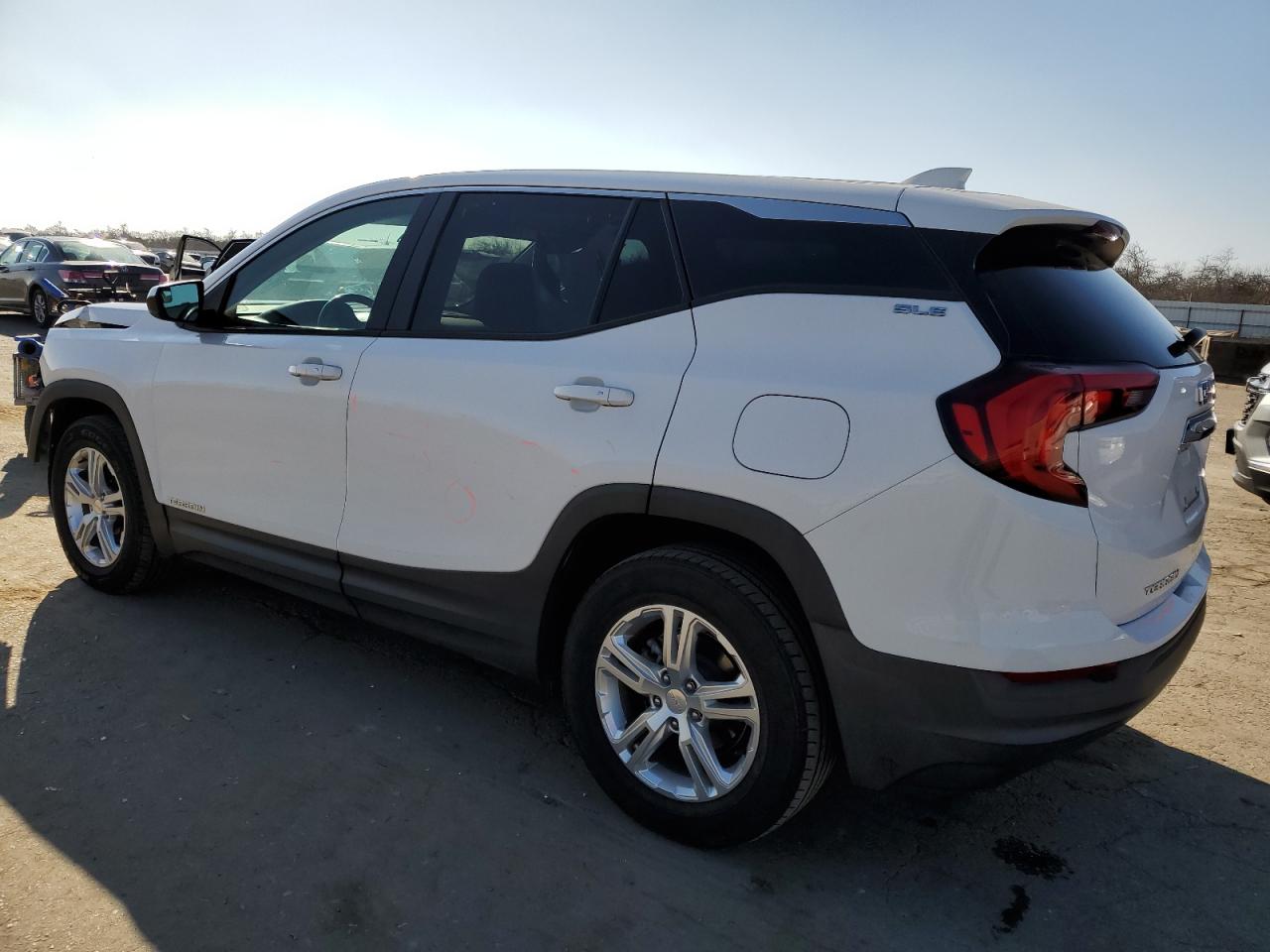2018 GMC Terrain - Image 2