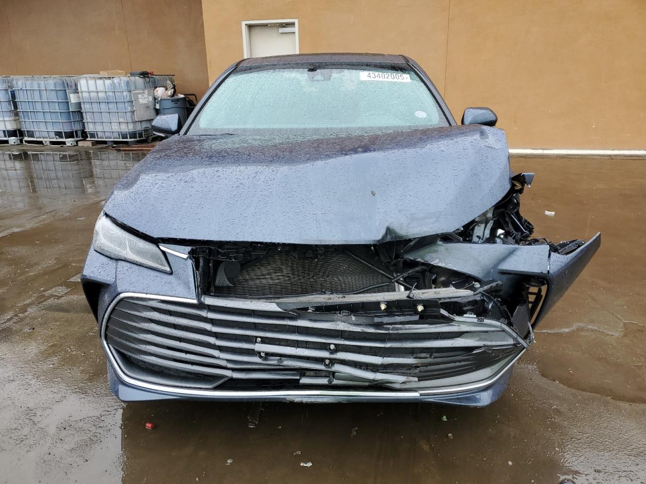 2019 Toyota Avalon - Image 5