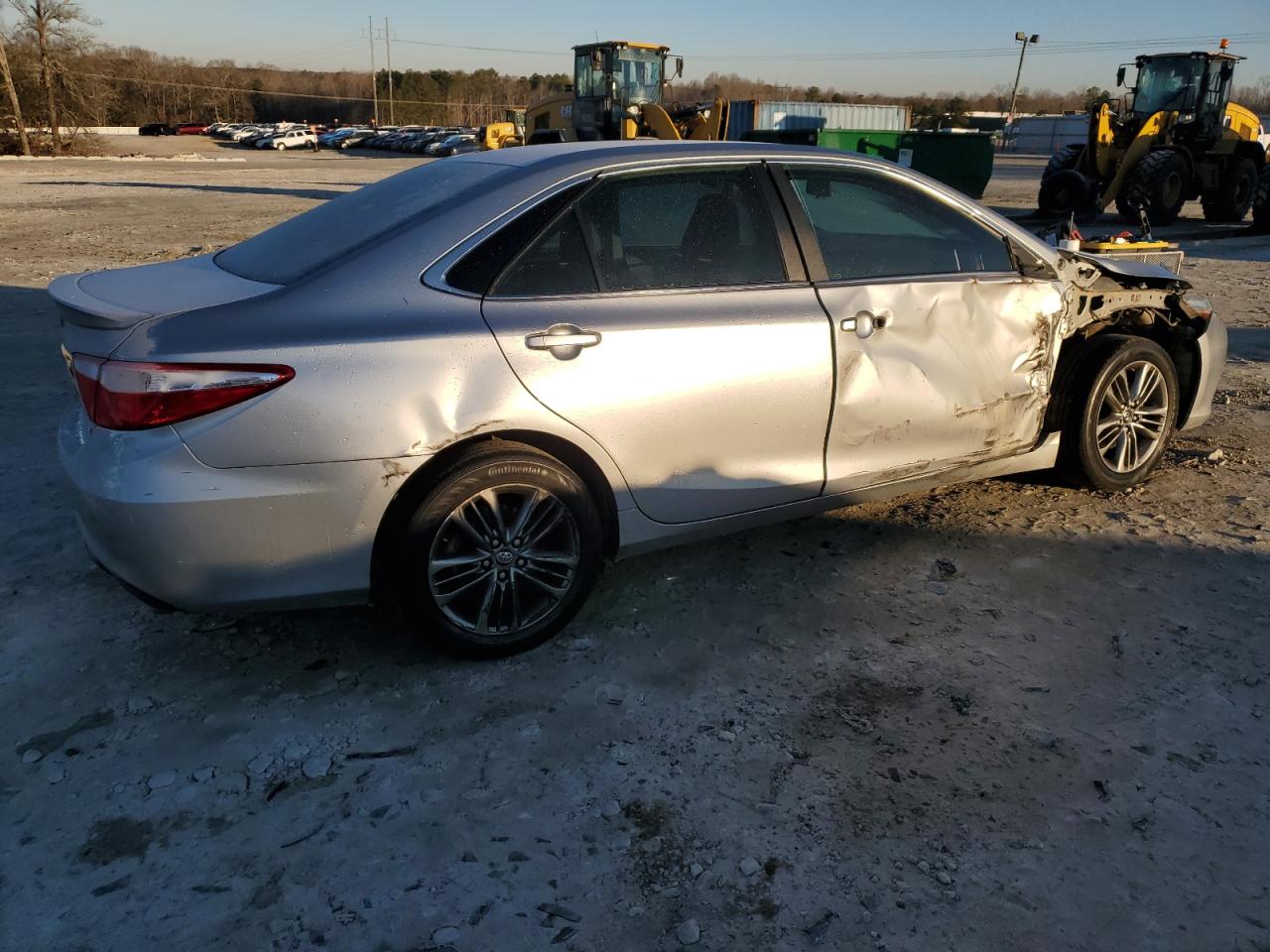 VIN 4T1BF1FK6HU695820 2017 TOYOTA CAMRY no.3