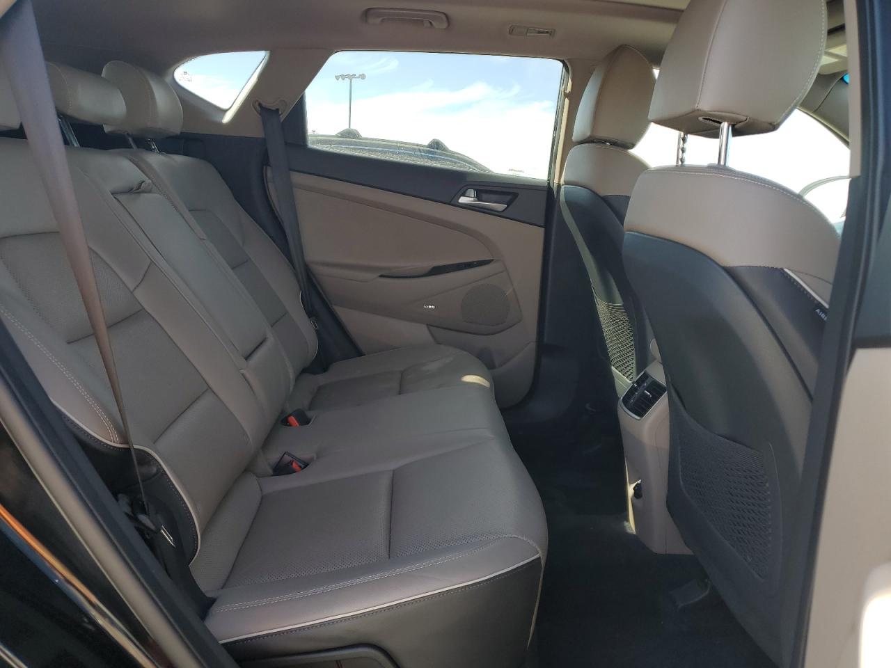 2021 Hyundai Tucson - Image 11