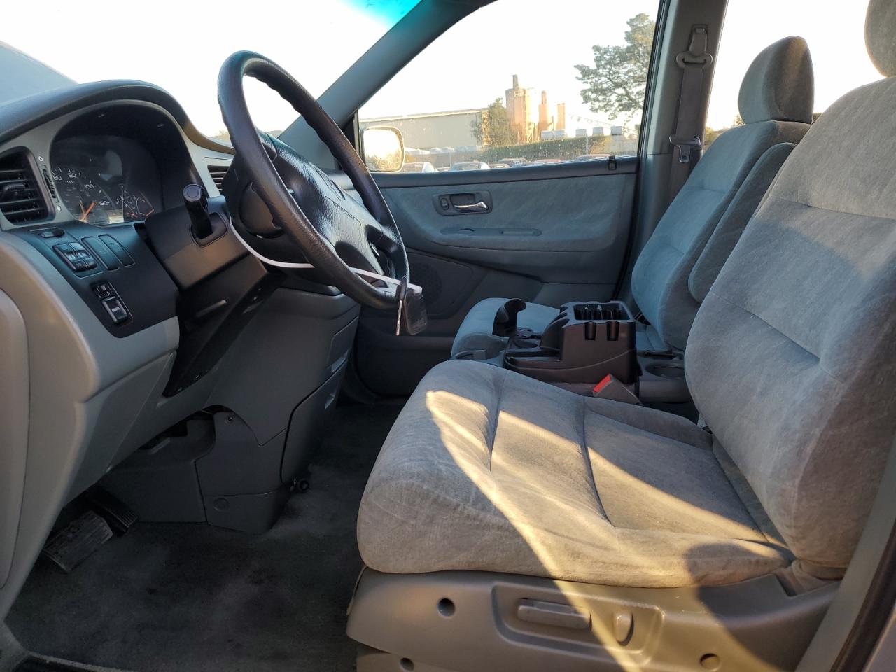2001 Honda Odyssey - Image 7