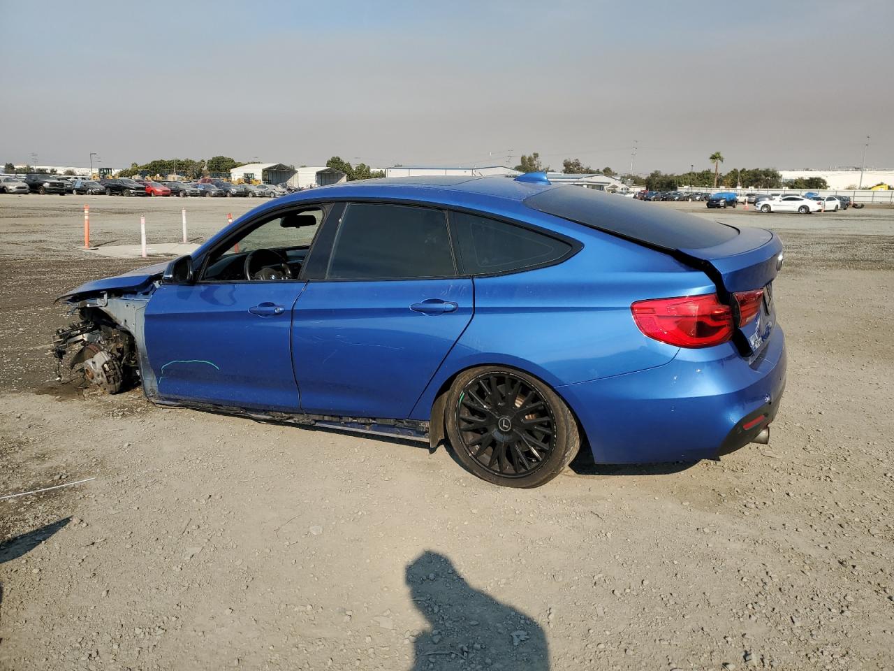 2017 BMW 3er - Image 2