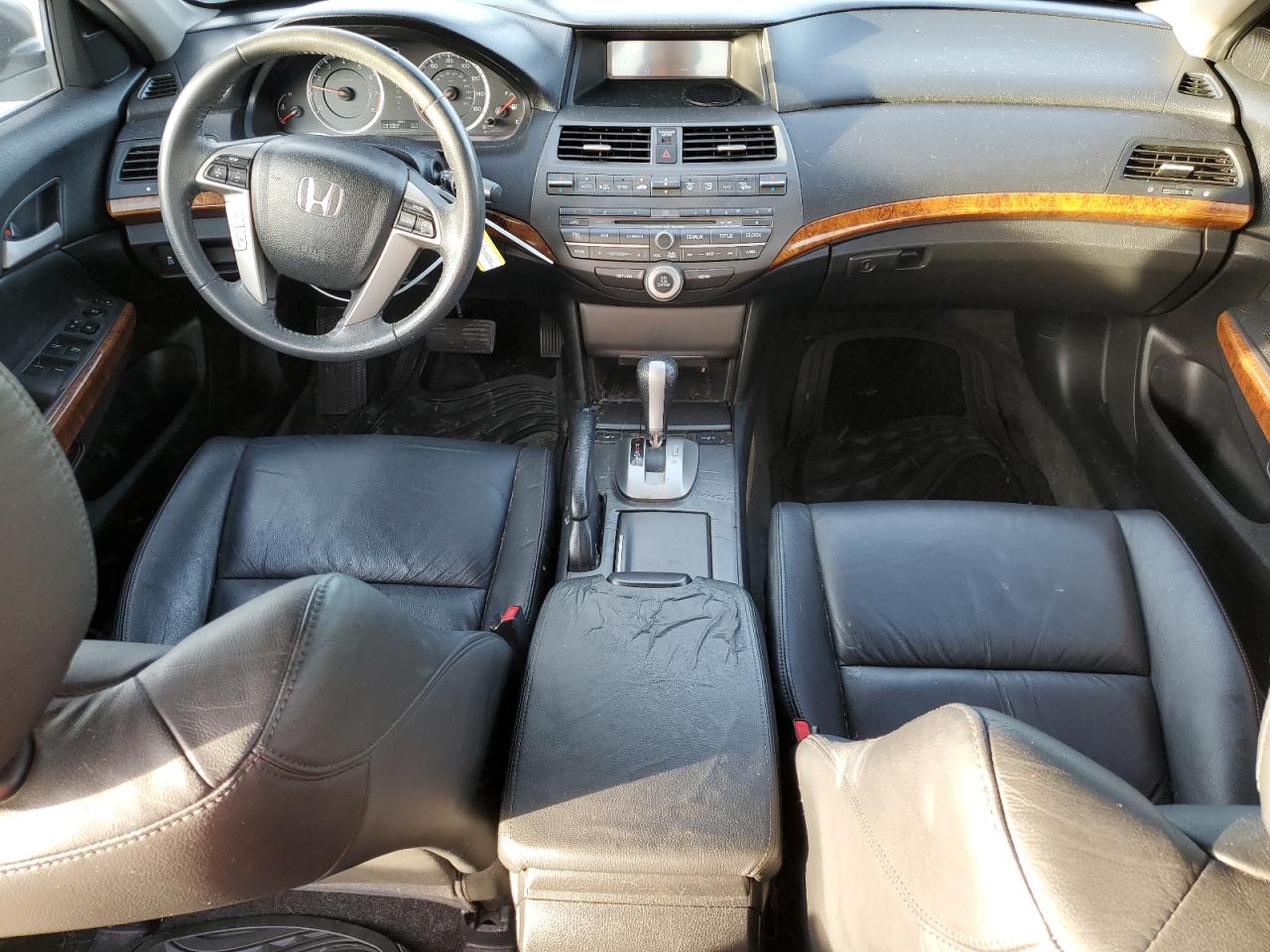 2012 Honda Accord - Image 8