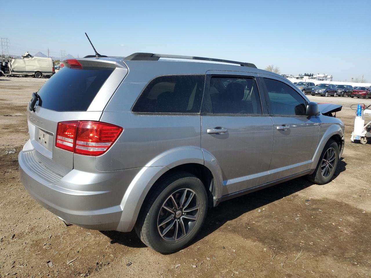 2018 Dodge Journey - Image 3