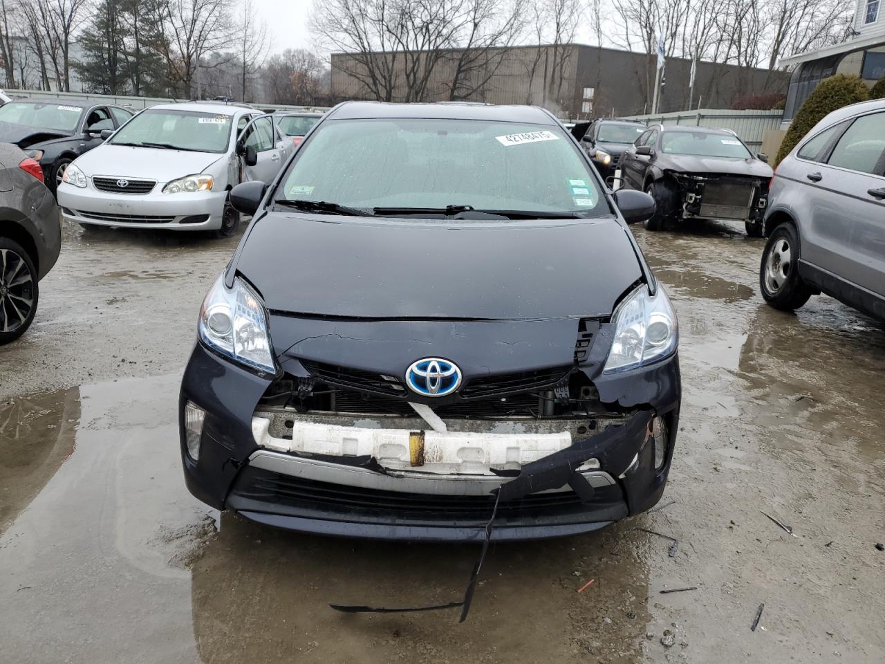 2013 Toyota Prius - Image 5